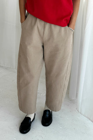 Arc Cotton Pant in Taupe