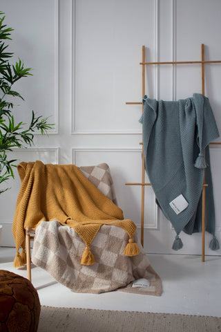 The Teddy Throw in Beige Check