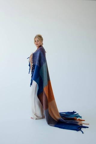 The Reykjavik Throw in Tokyo Lights