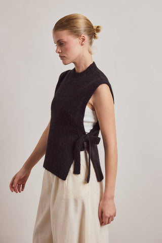 Alpaca Tie Vest in Black