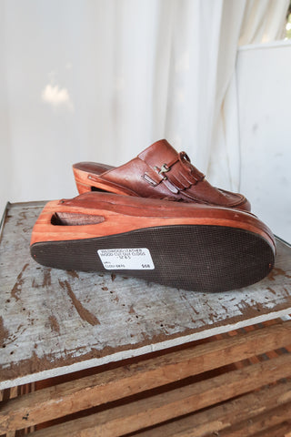 Wildwood Leather Wood Cut Out Clogs - sz 8.5