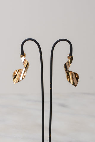 Ribbon Twist Gold Earrings