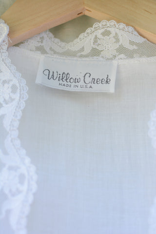 Romance in Lace Deep V Mini