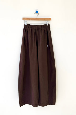 Parachute Cotton Pant in Dark Brown