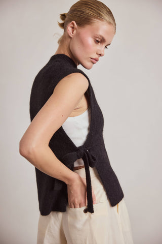 Alpaca Tie Vest in Black