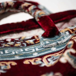 Carpet Tote Bag in Burgundy