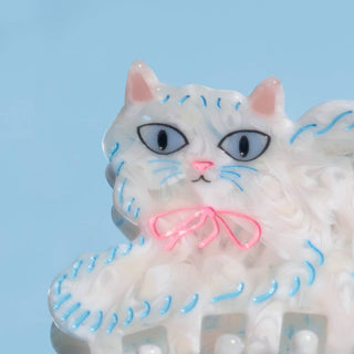 White Persian Cat Claw