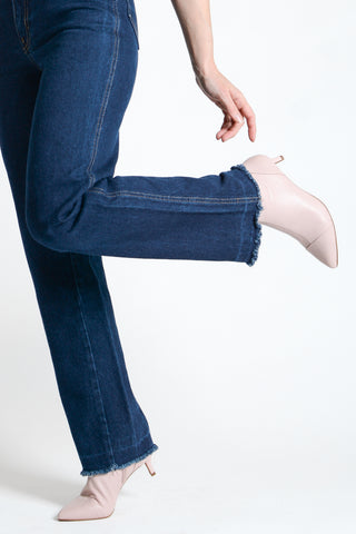 Indigo Hi Rise Straight Leg Calvins ~ 26W